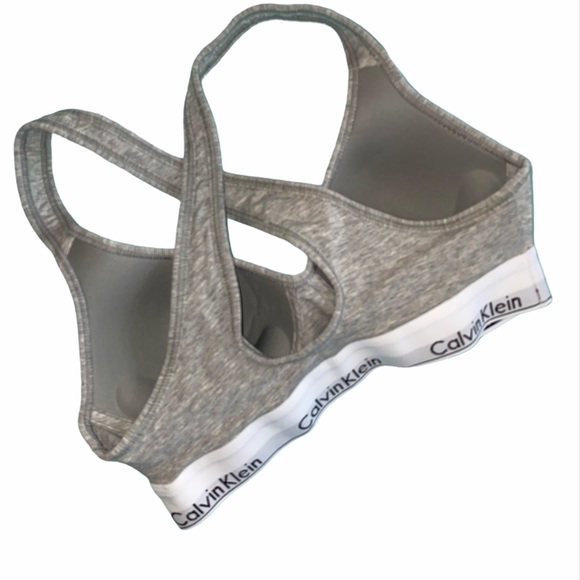 EUC Calvin Klein Molded cup sports bra Small - Picture 3 of 4